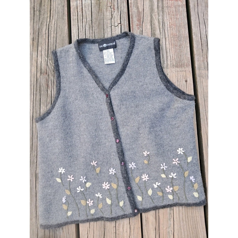 Vintage Sag Harbor Embroidered‎ Floral Wool Mohair Vest Woman L Cottagecore C2